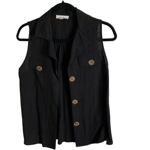 E & M Black Sleeveless Vest size small